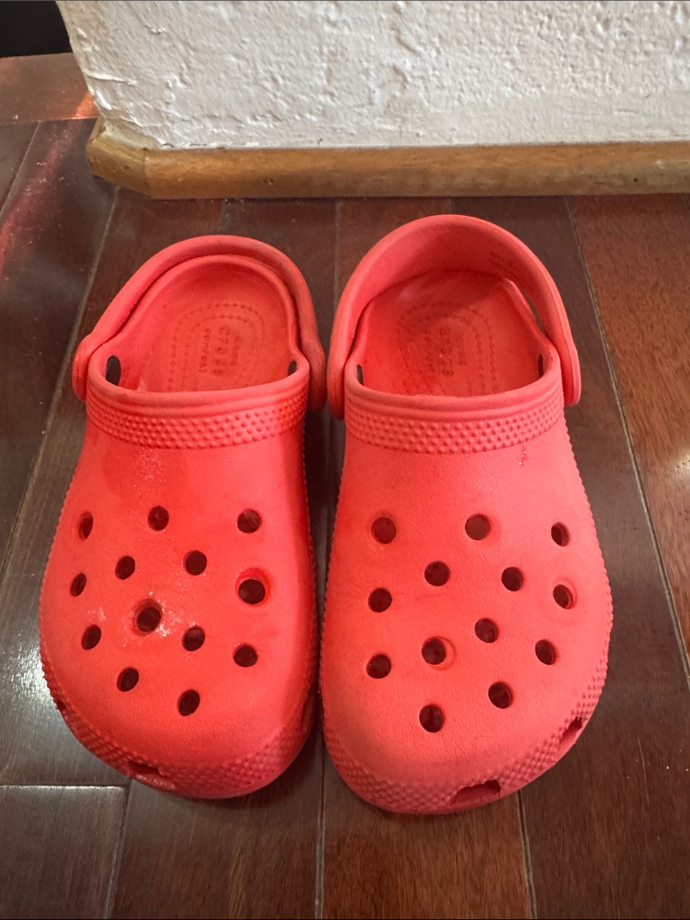 CROCS Kids Bright Red Classic Clogs with Heel Strap size C11